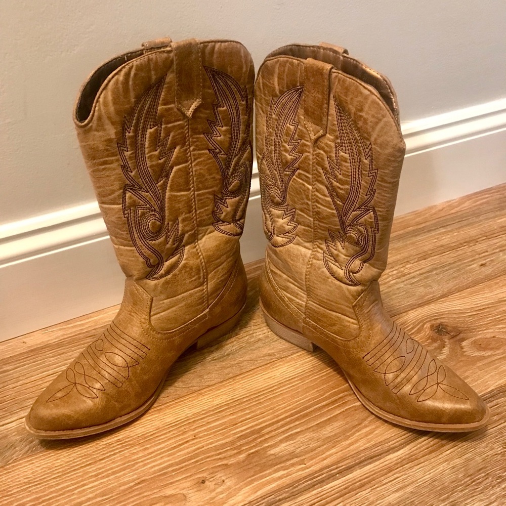 Coconuts Gaucho | Women’s Cowgirl Boots | Size 6